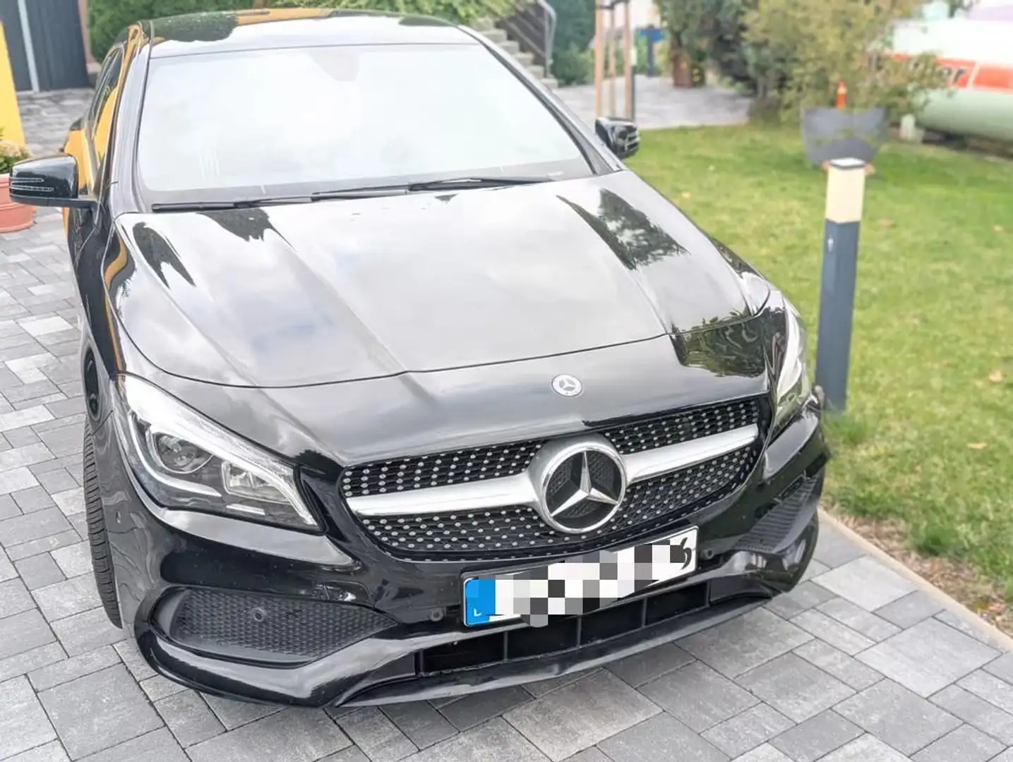 Mercedes-Benz CLA 180 d -G DCT A Launch Edition - 2