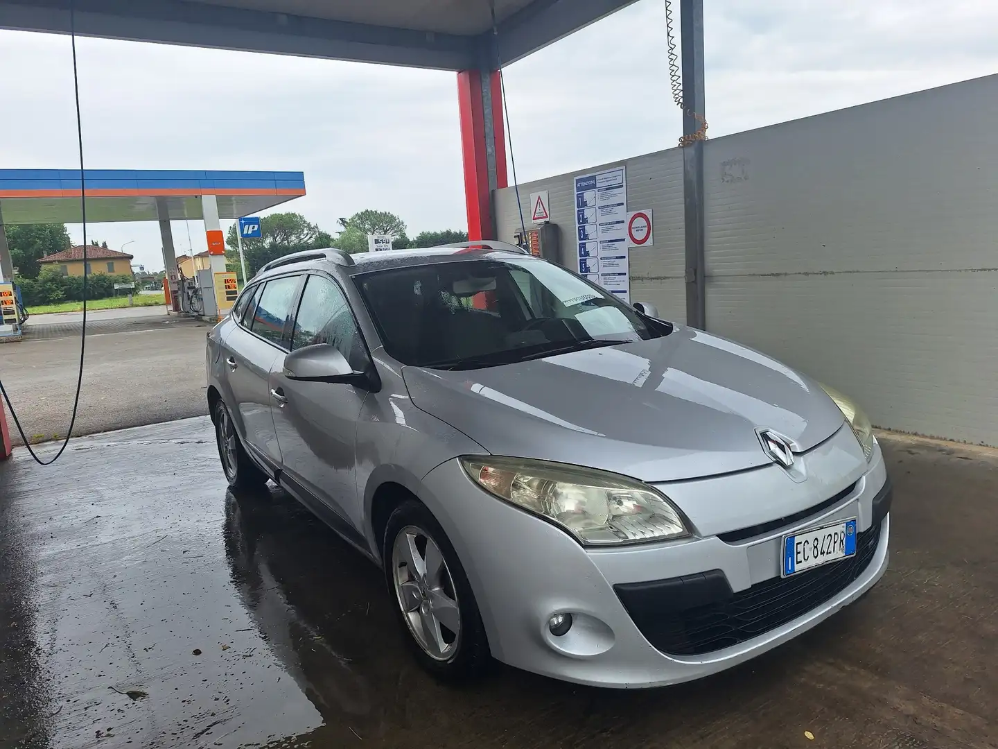 Renault Megane Grandtour 2.0 dci Luxe - 1