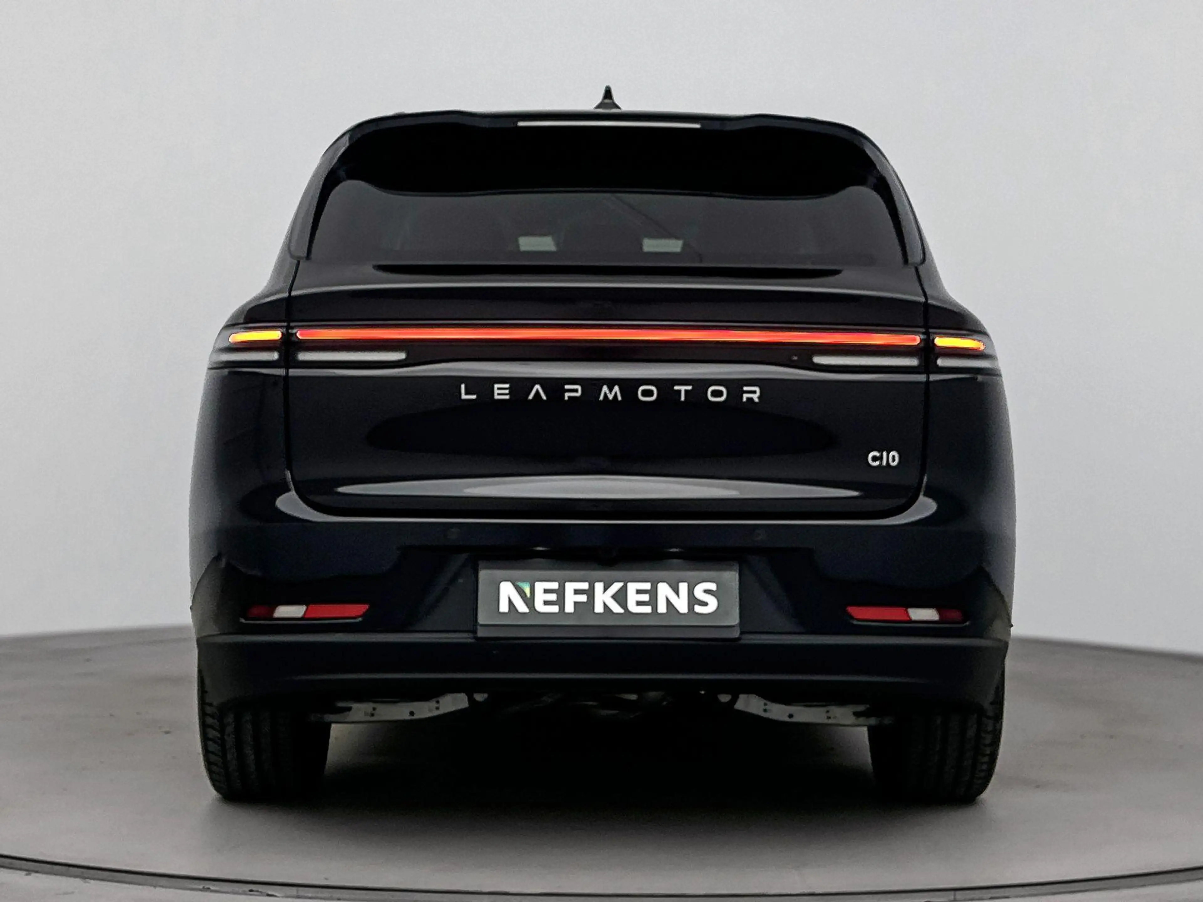 Leapmotor C10 Design REEV Plug-in Hybrid 215pk 28.4 kWh Automaat — photo 7