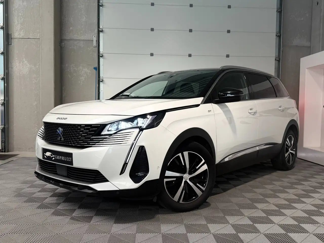 Peugeot 5008 1.5 BlueHDi GT 7Pl., GPS, Camera de recul, Car-Play, Capteurs AV/AR, Line assist