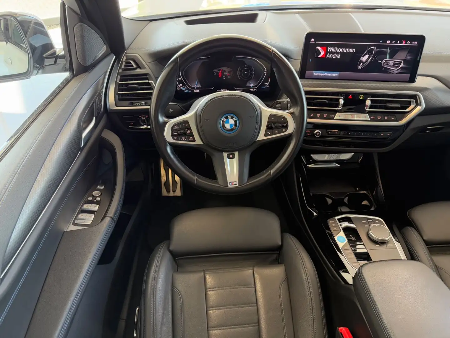 BMW iX3 Impressive ACC. 360° Leder Pano. SHZ Keyless Weiß - 2