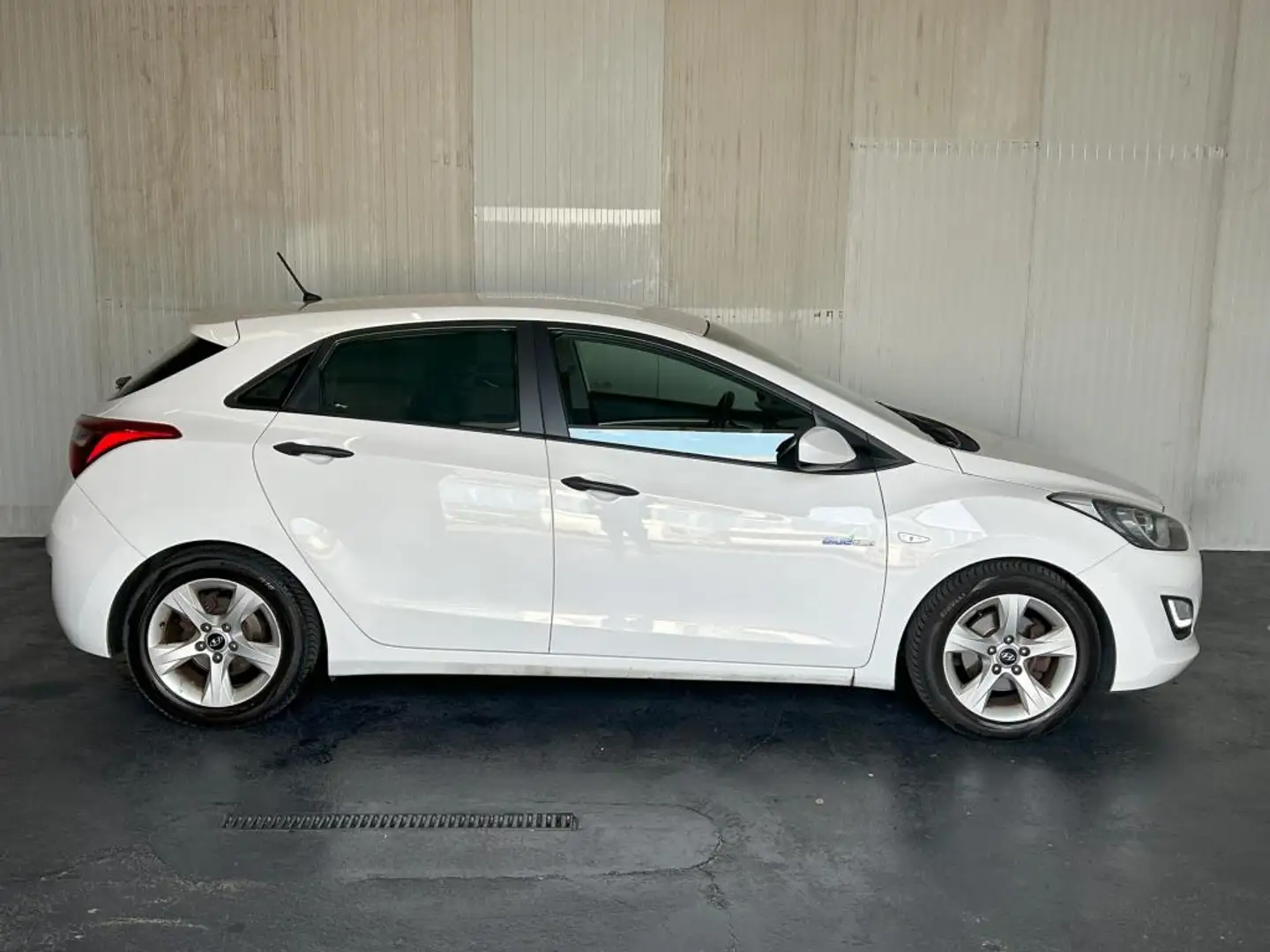 Hyundai i30 1.6 GDI i-Drive Cool Wit - 2