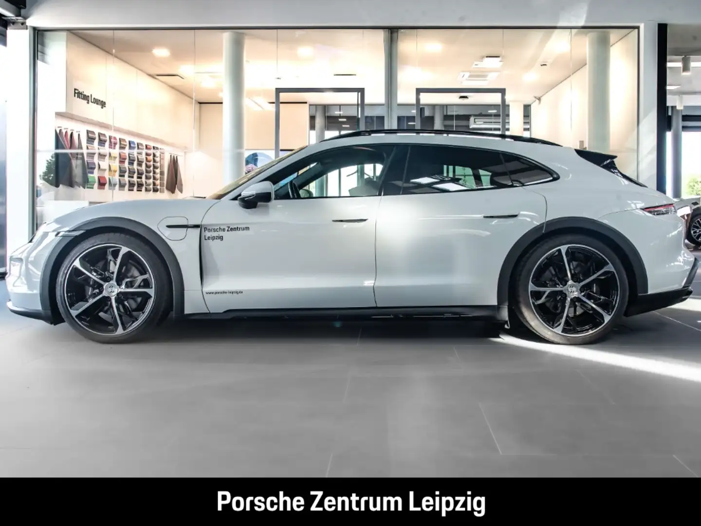 Porsche Taycan 4 Cross Turismo 21Zoll ACC Spur LED BOSE Weiß - 2