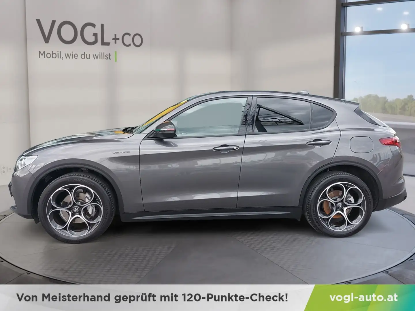 Alfa Romeo Stelvio Veloce Super + Sprint Paket 2,0 16V 20 Grau - 2
