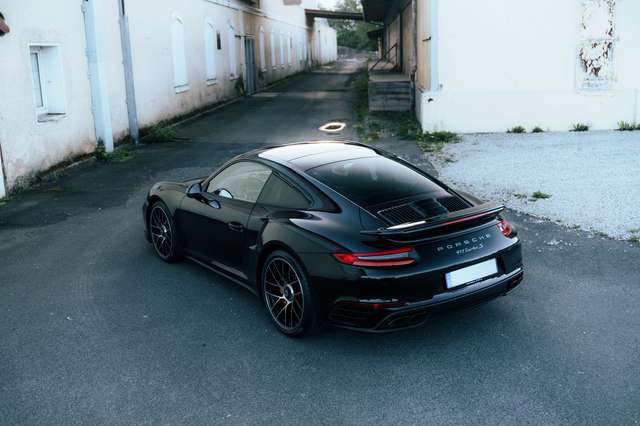 Porsche 991 991.2 Turbo S Coupé, 9000km, ACC, Pano, Approved