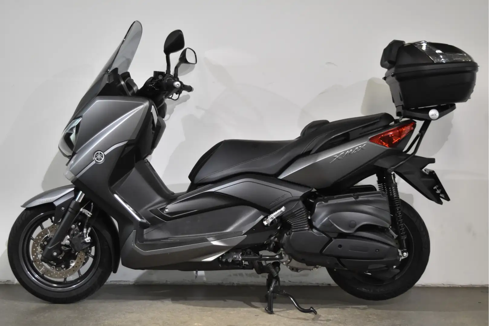 Yamaha X-Max 400 - 2