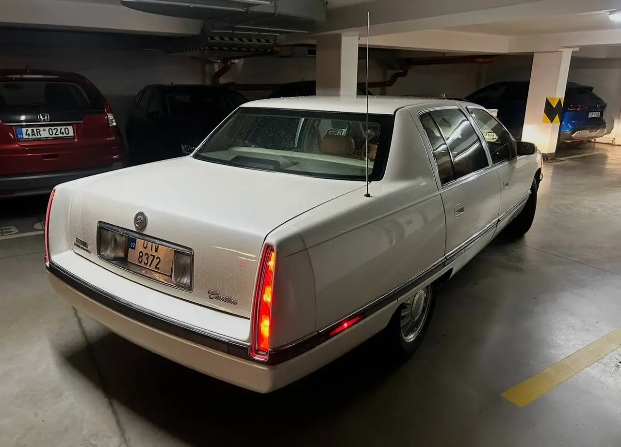 Cadillac Deville Concourse, foto 4
