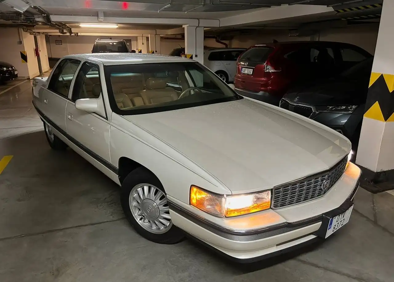 Cadillac Deville Concourse, foto 3