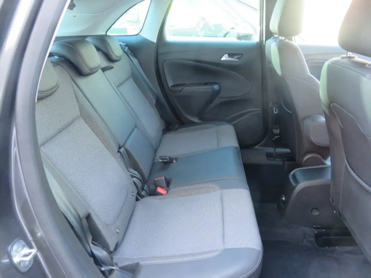 Opel Crossland Elegance 22
