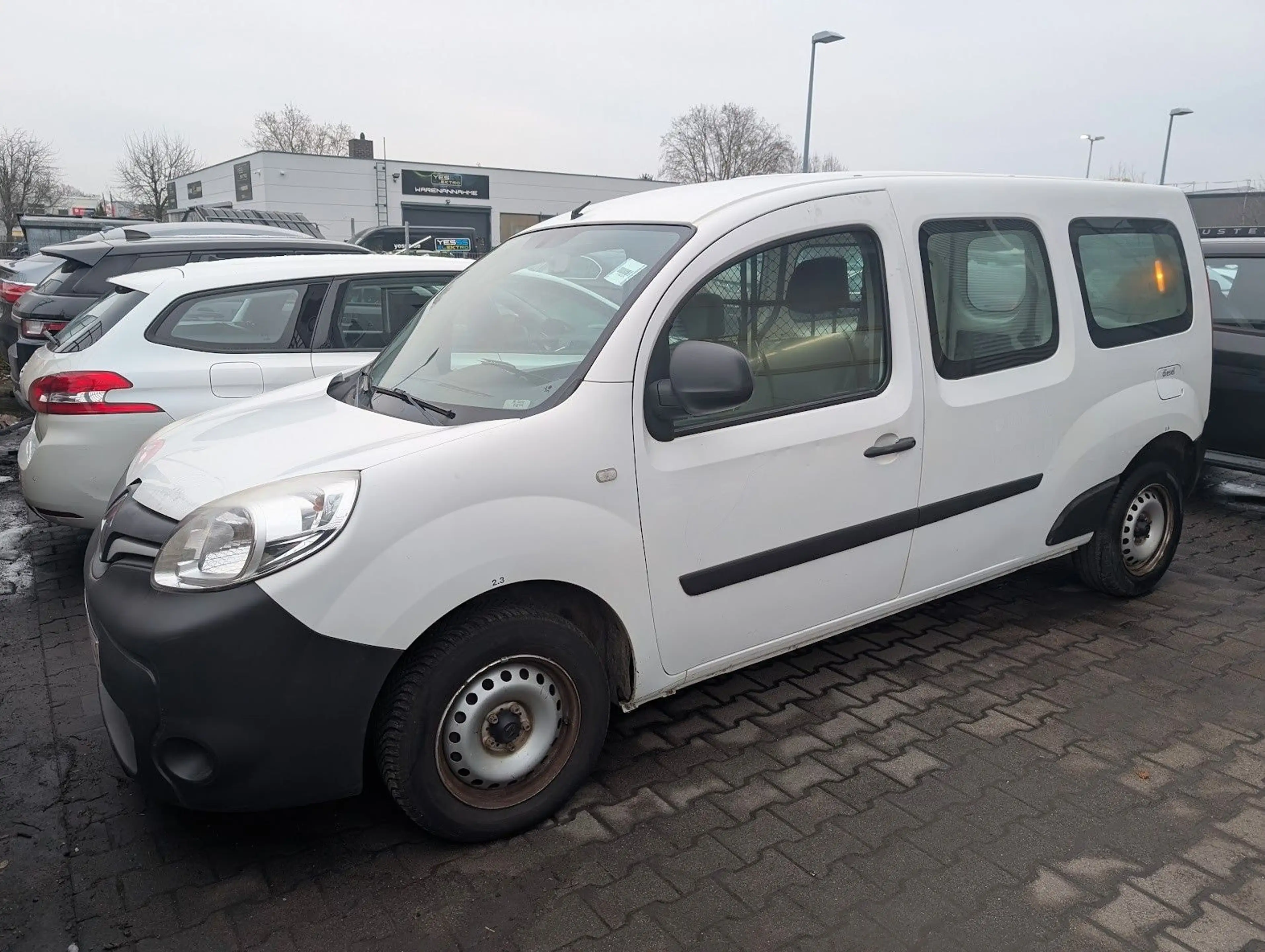 Renault Kangoo Kangoo Express Maxi DSL — photo 3