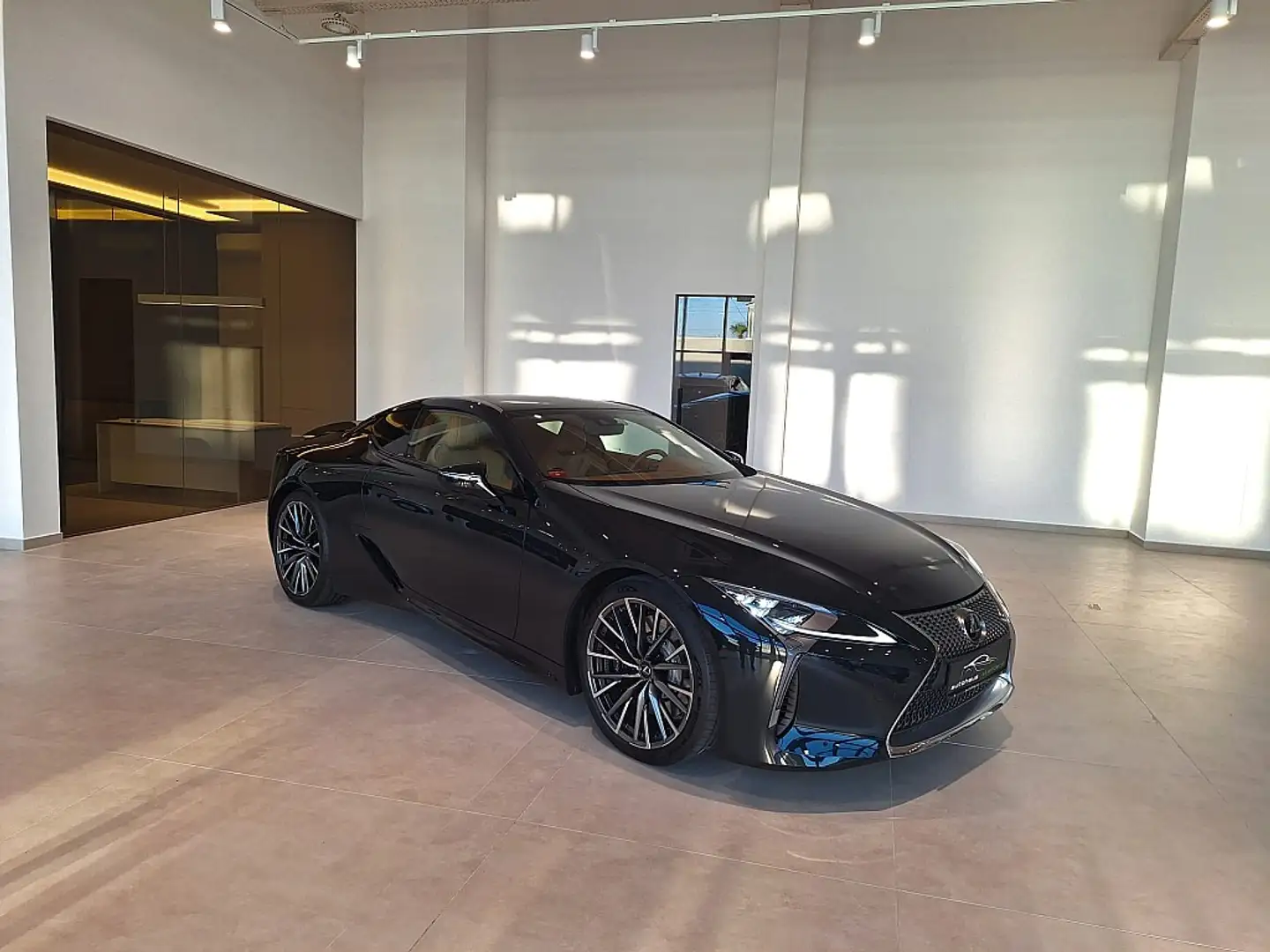 Lexus LC 500h 1,1kWh**Tageszulassung**Export Preis** crna - 1