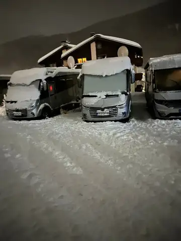 Carthago Chic E-Line 51 QB Ansicht 7