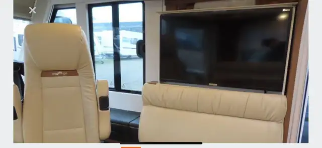 Carthago Chic E-Line 51 QB Ansicht 19