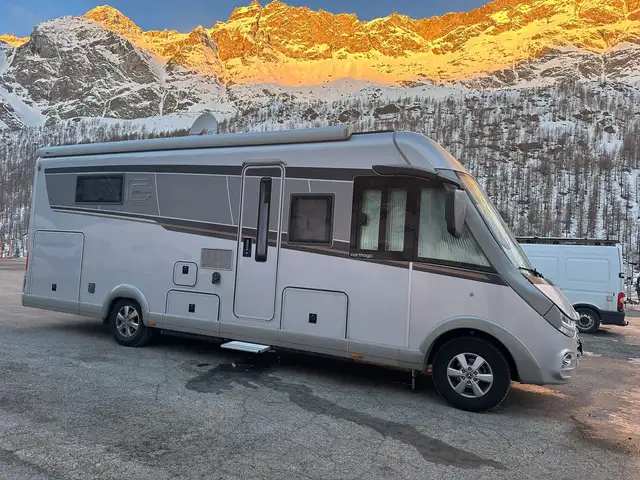 Carthago Chic E-Line 51 QB Ansicht 9