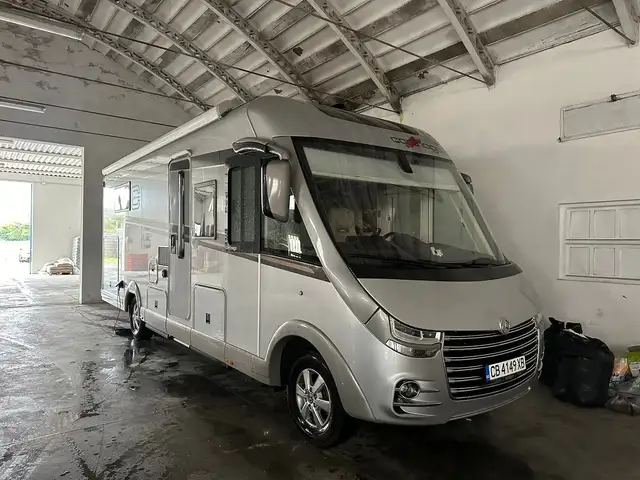 Carthago Chic E-Line 51 QB Ansicht 11