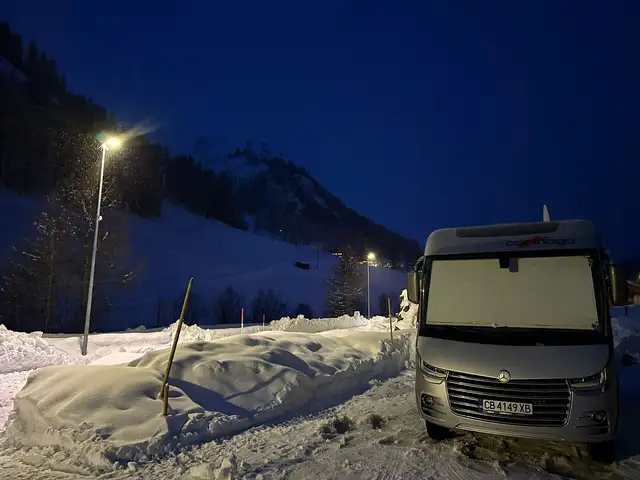 Carthago Chic E-Line 51 QB Ansicht 22