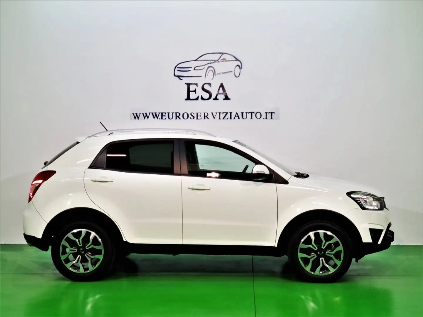 SsangYong Korando Korando 2.2 d Limited awd auto Bianco - 2