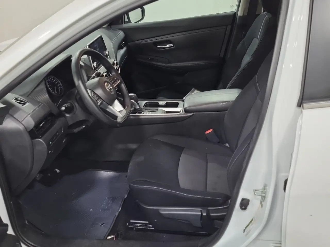Nissan Sentra снимка Nissan Sentra