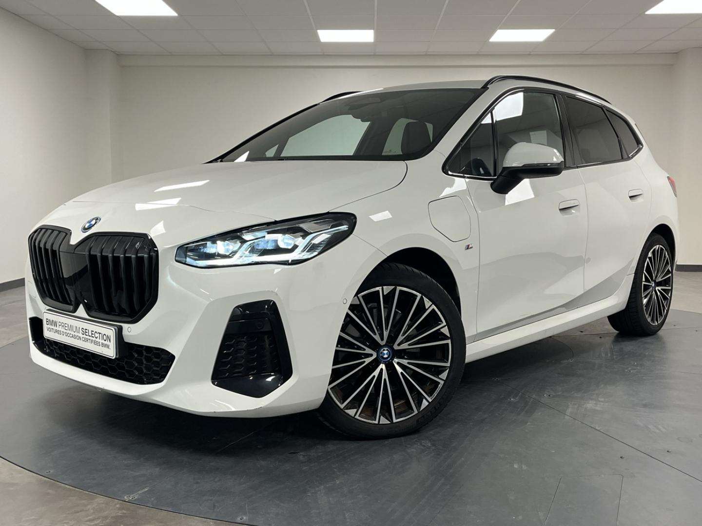 BMW 230
