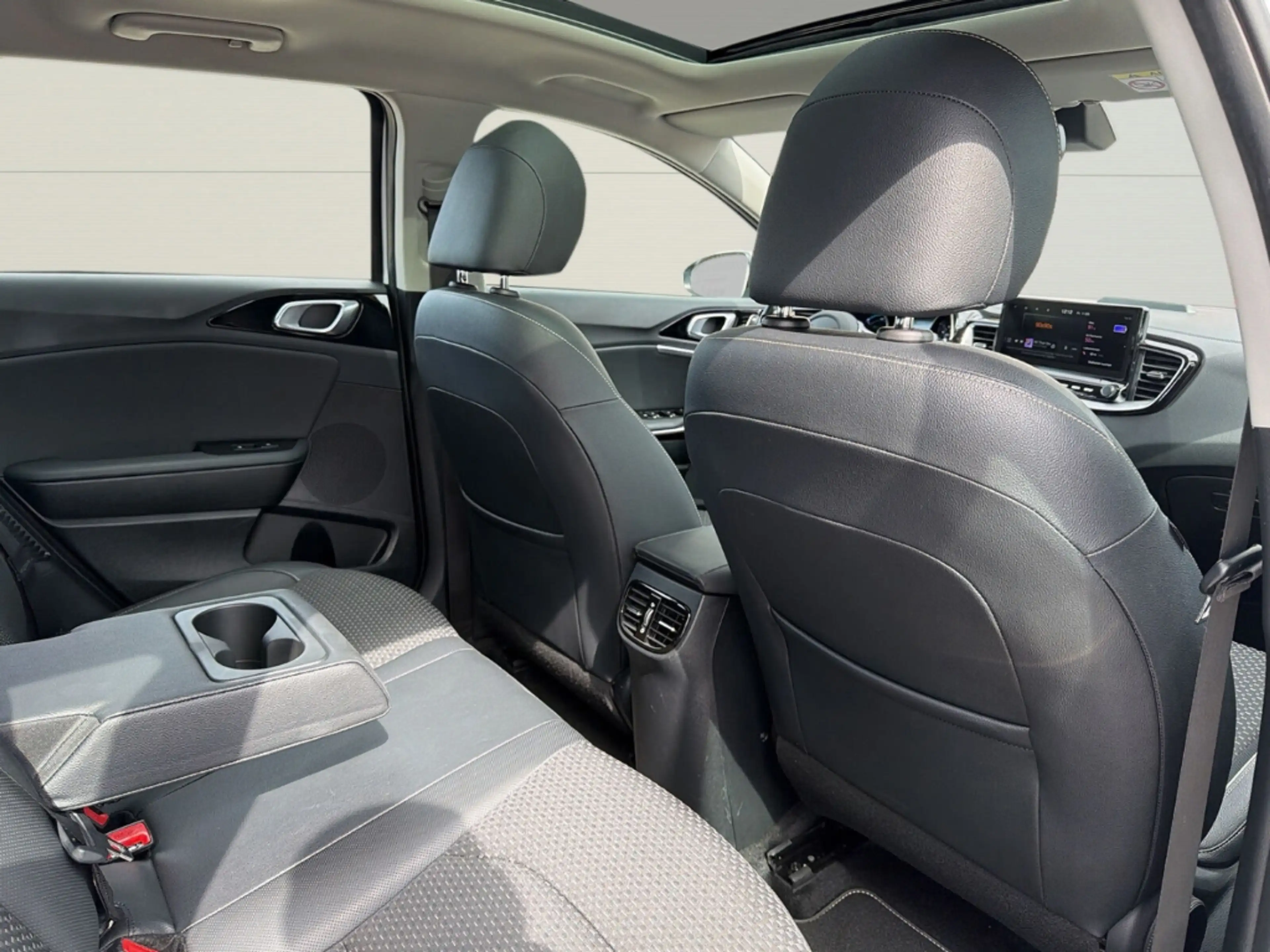 Kia Ceed / cee'd Sportswagon PHEV Spirit ACC/Kamera/LED/ Android Au — photo 15