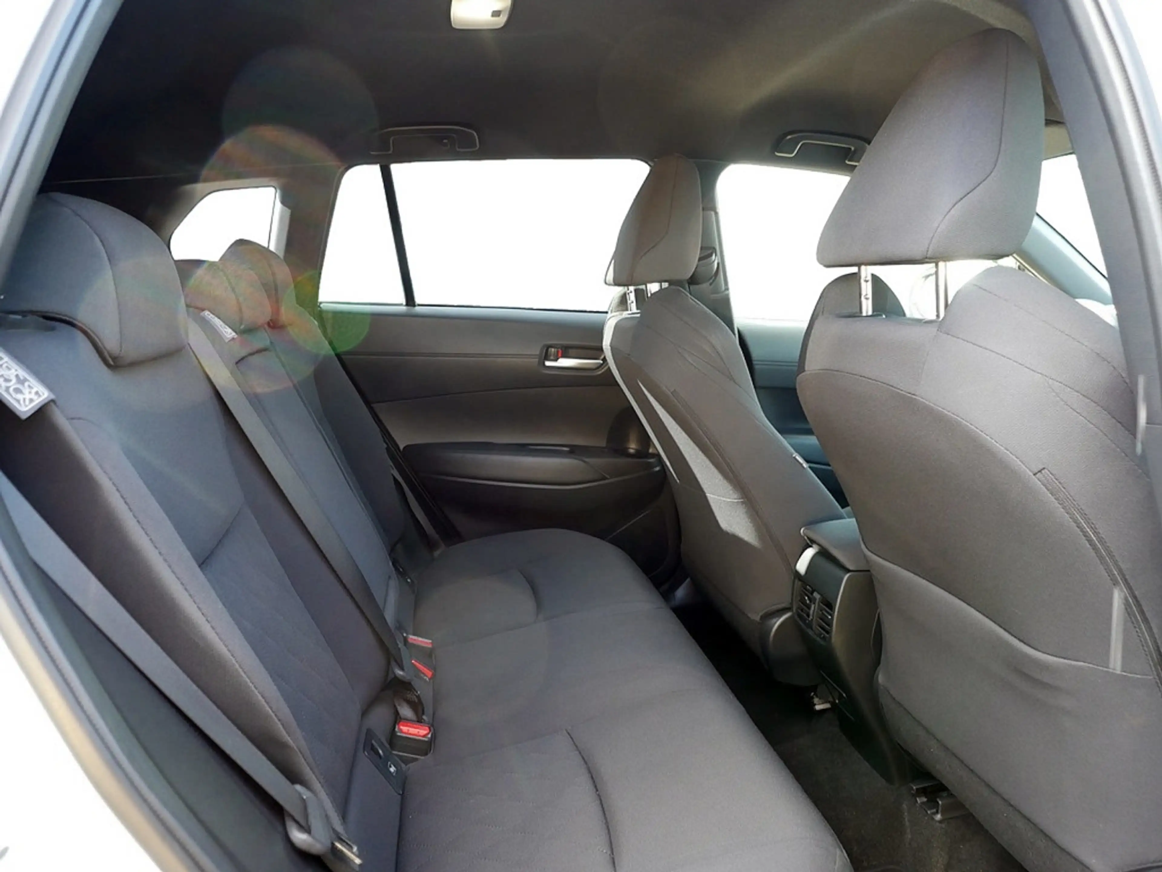 Toyota Corolla Cross 2.0 Hybrid KAMERA NAVI ACC LED — photo 8