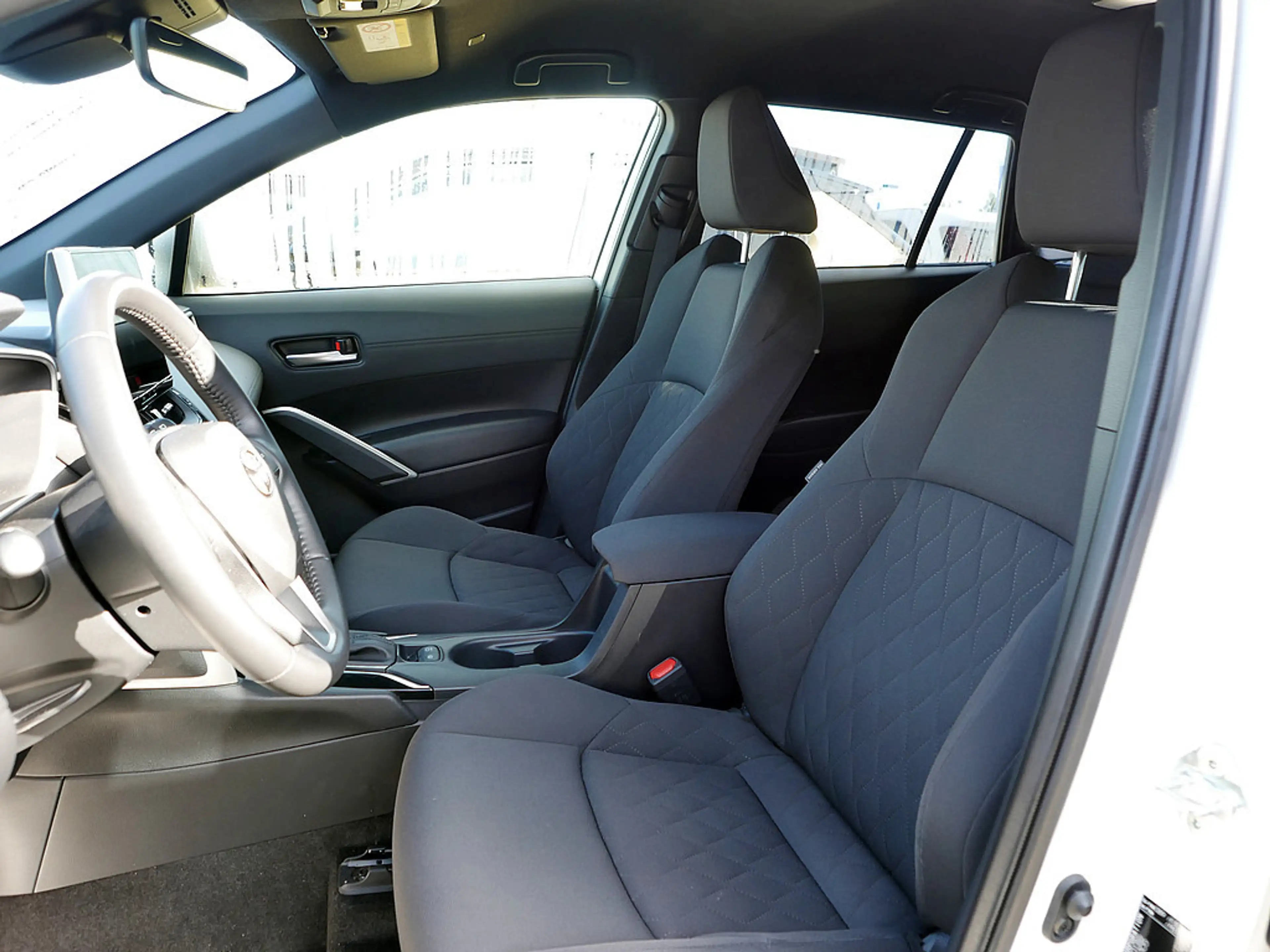 Toyota Corolla Cross 2.0 Hybrid KAMERA NAVI ACC LED — photo 14