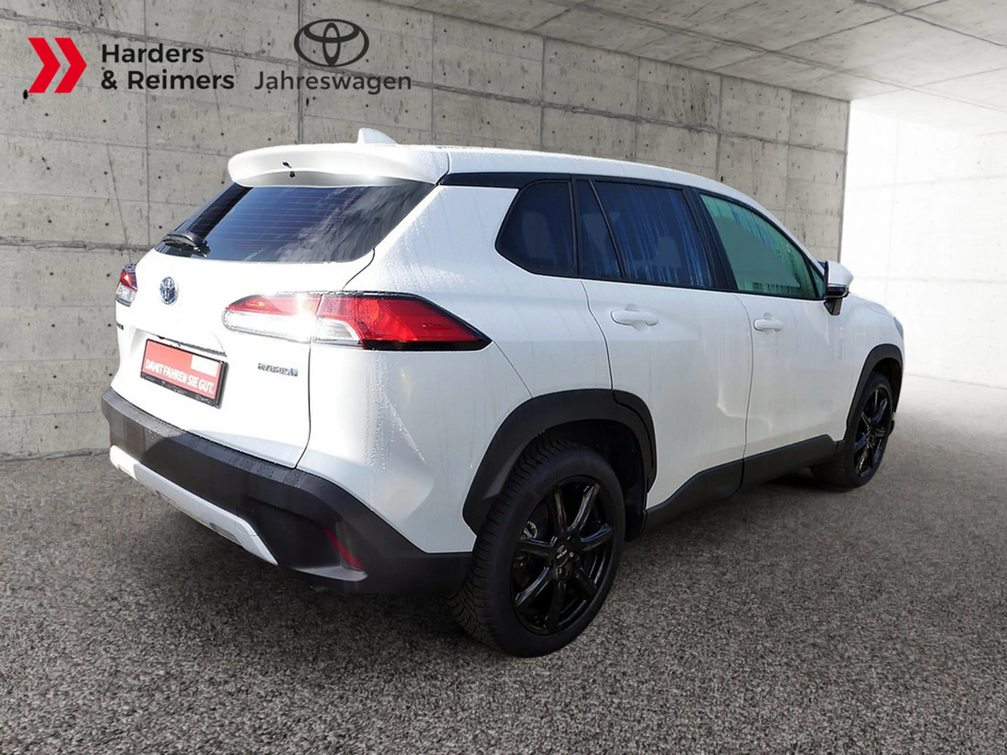 Toyota Corolla Cross 2.0 Hybrid KAMERA NAVI ACC LED — photo 6