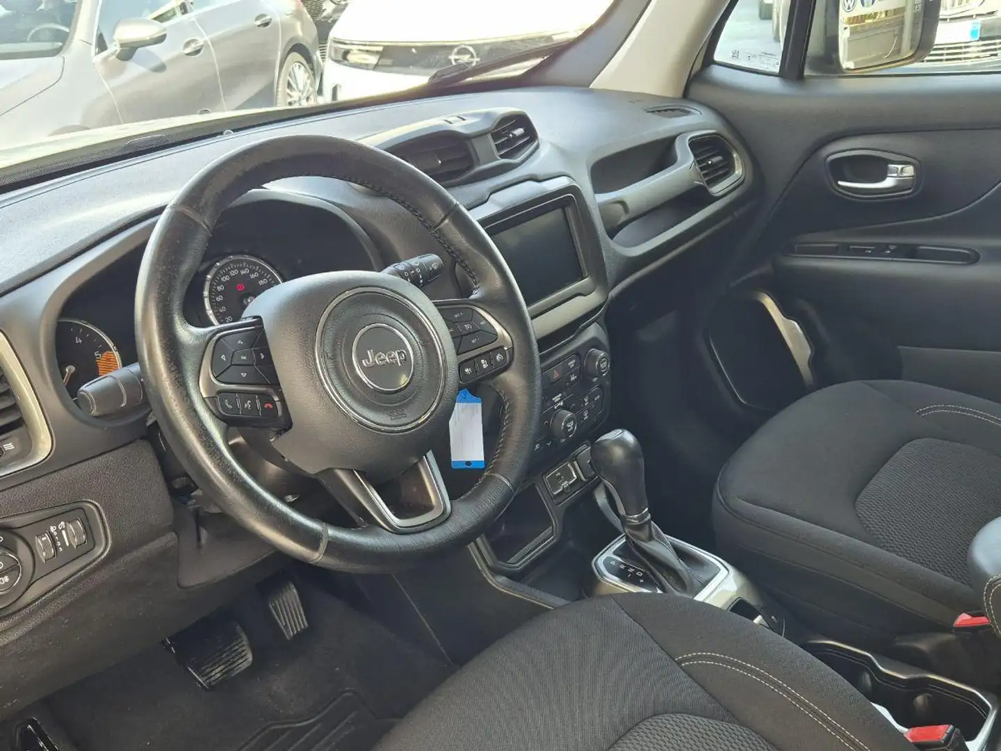 Jeep Renegade 1.6 Mjt DDCT 120CV Limited Blanco - 2