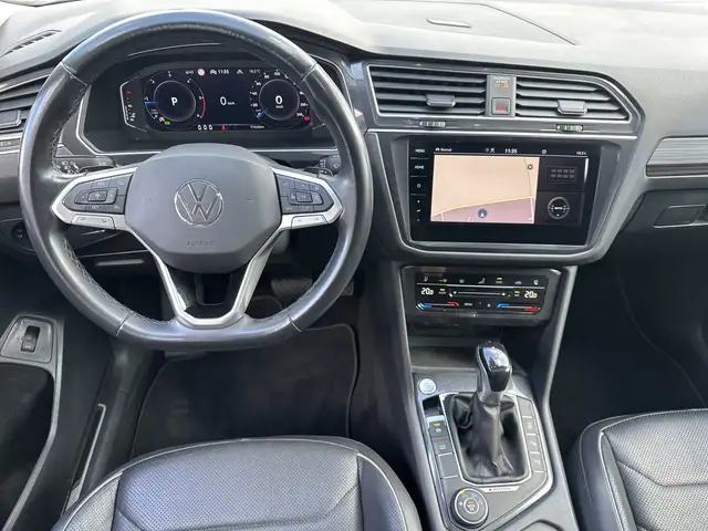 Volkswagen Tiguan Allspace view 16