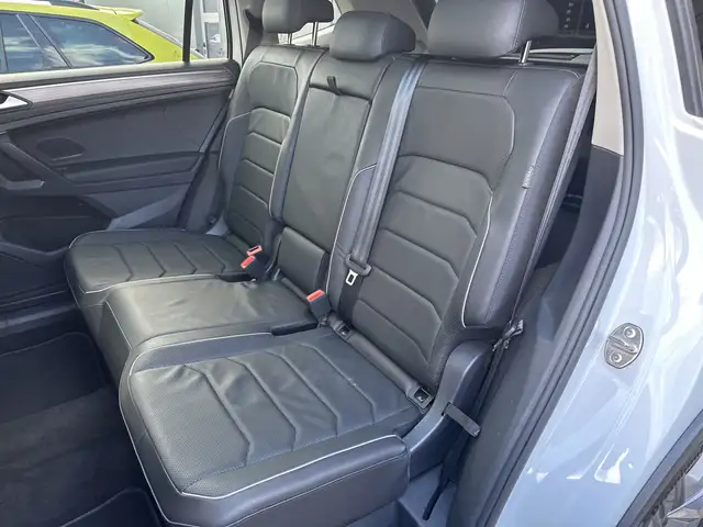 Volkswagen Tiguan Allspace view 14