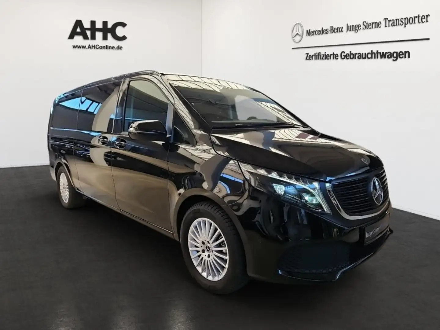 Mercedes-Benz EQV 300 extralang 8 Sitze 2x Klima 2x elektr. ST Schwarz - 2