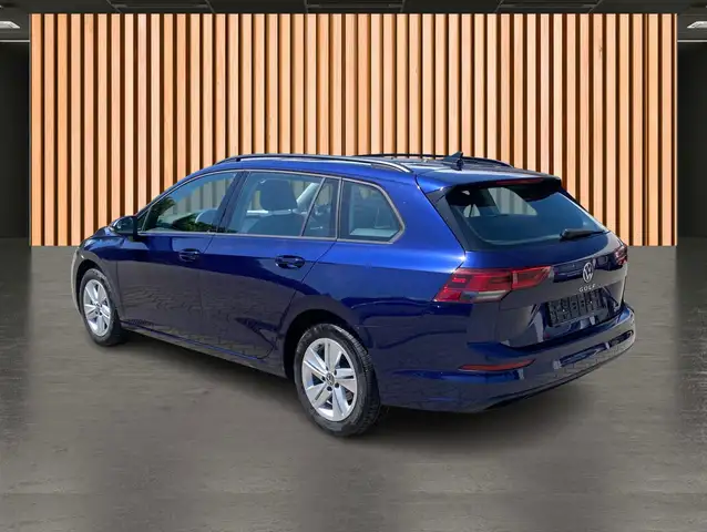 Volkswagen Golf view 8