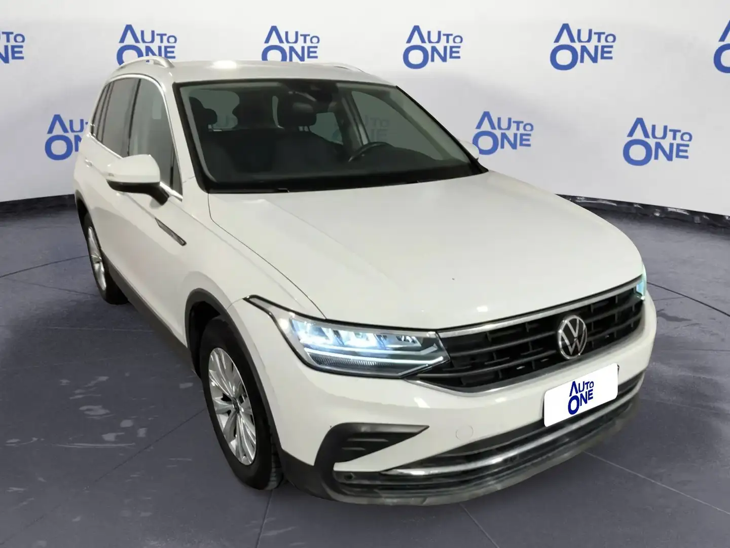 Volkswagen Tiguan Tiguan 1.5 tsi Life 150cv dsg - 2k* Bianco - 1