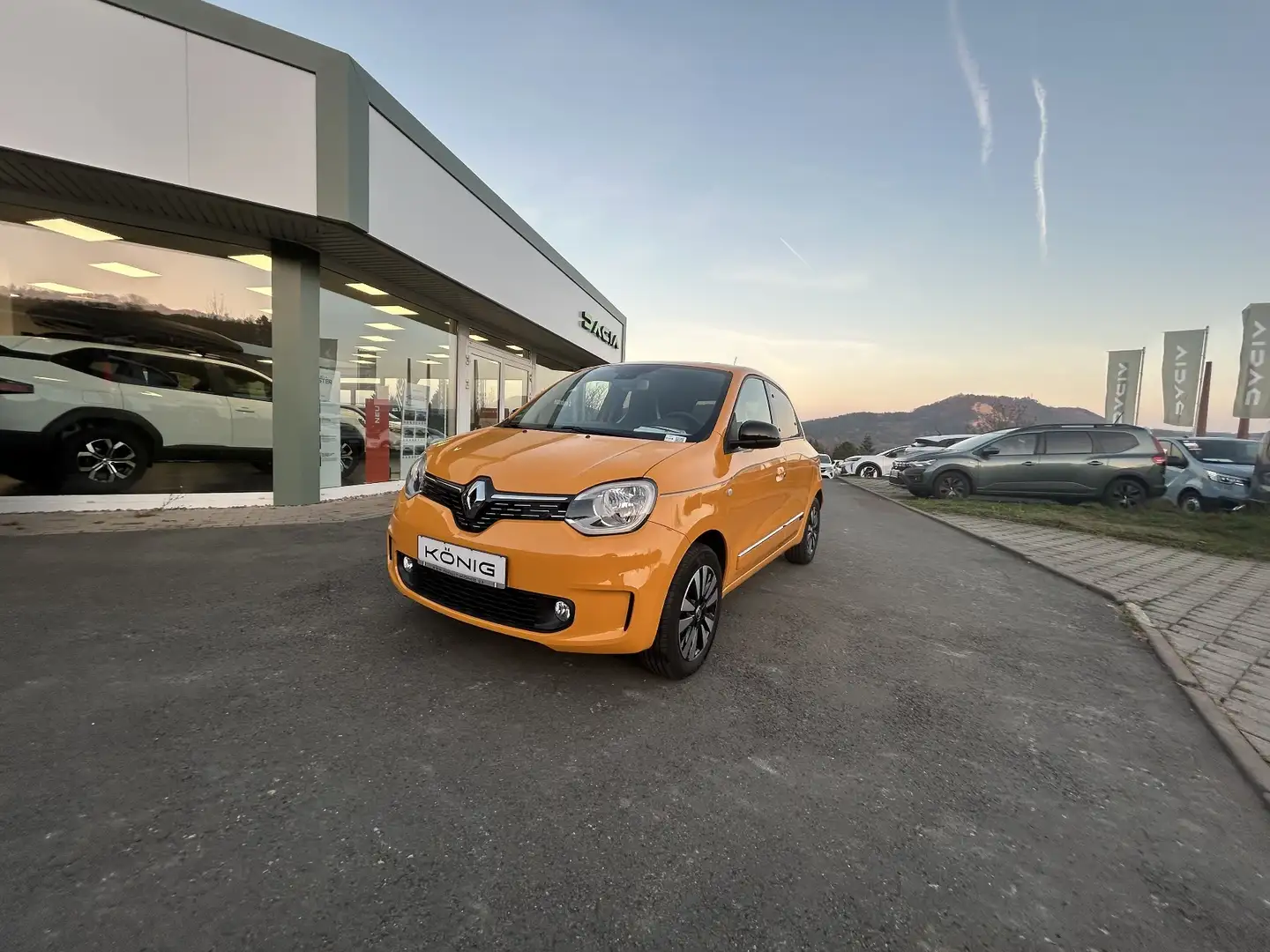 Renault Twingo E-Tech Gelb - 1