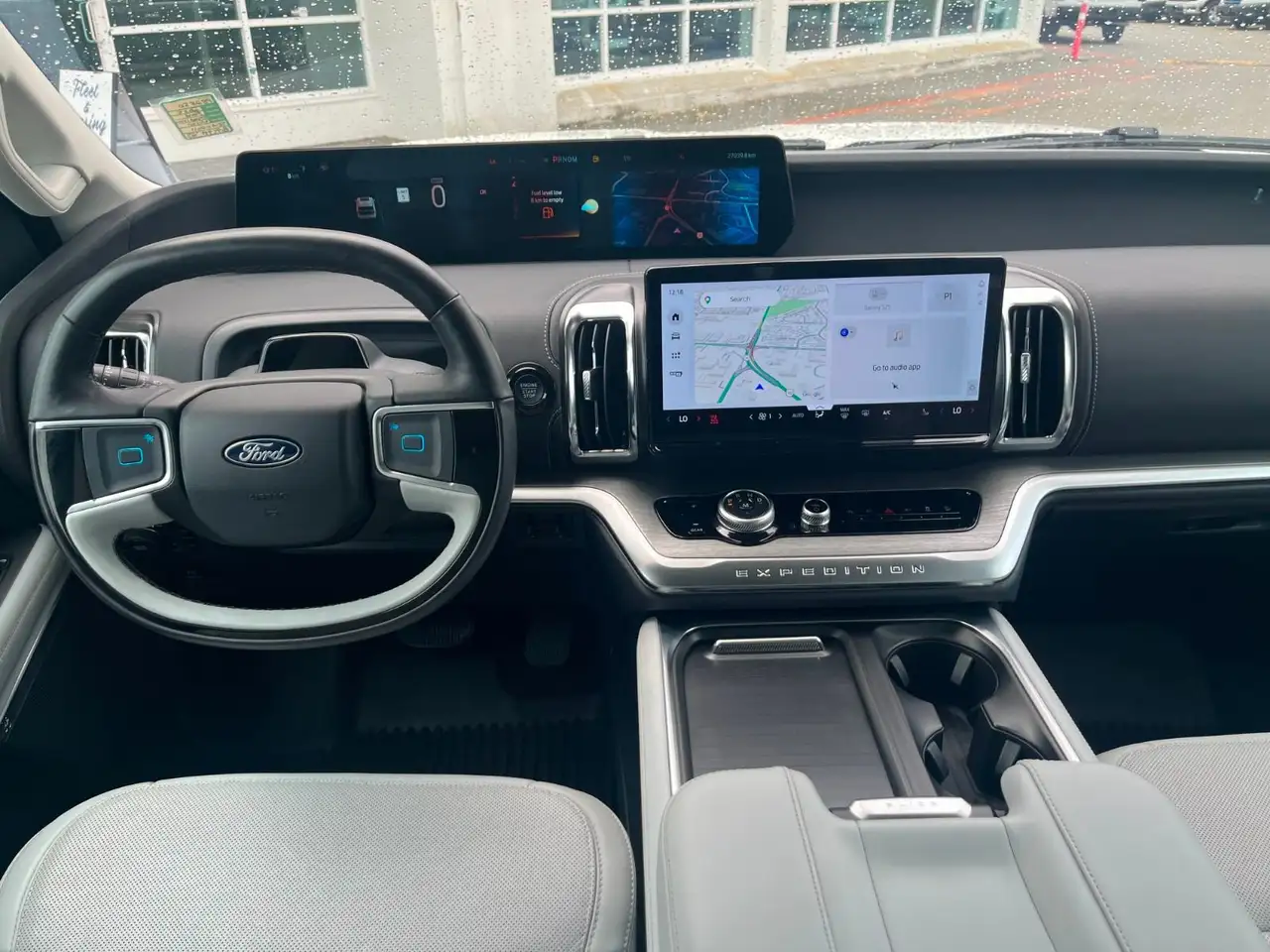 Ford Expedition photo Ford Expedition