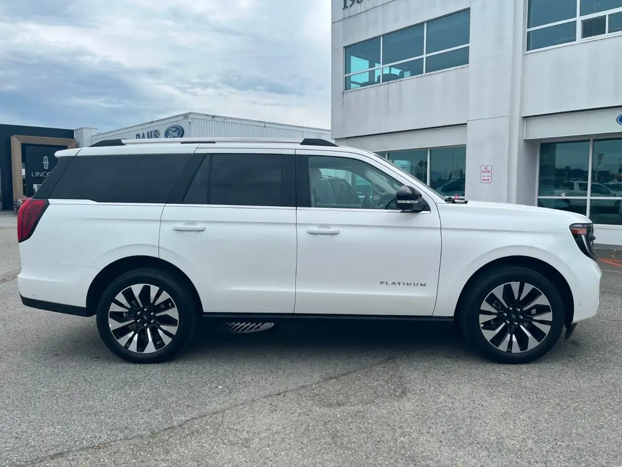 Ford Expedition photo Ford Expedition