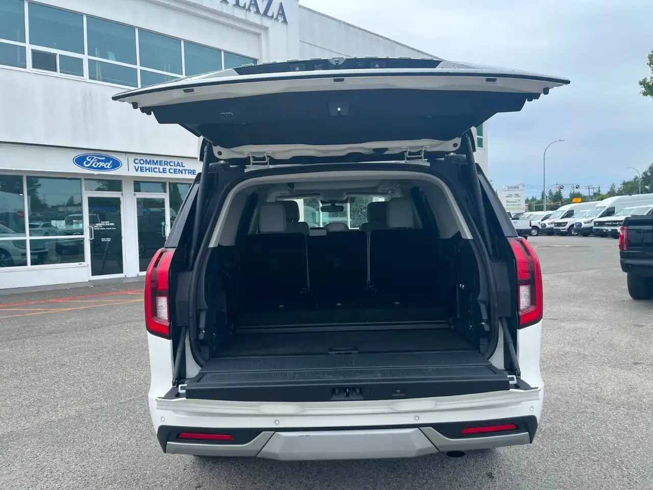 Ford Expedition photo Ford Expedition