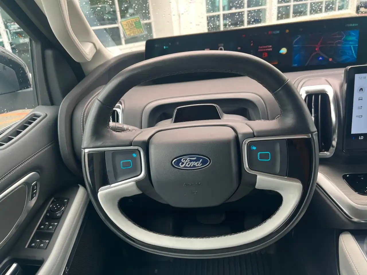 Ford Expedition photo Ford Expedition