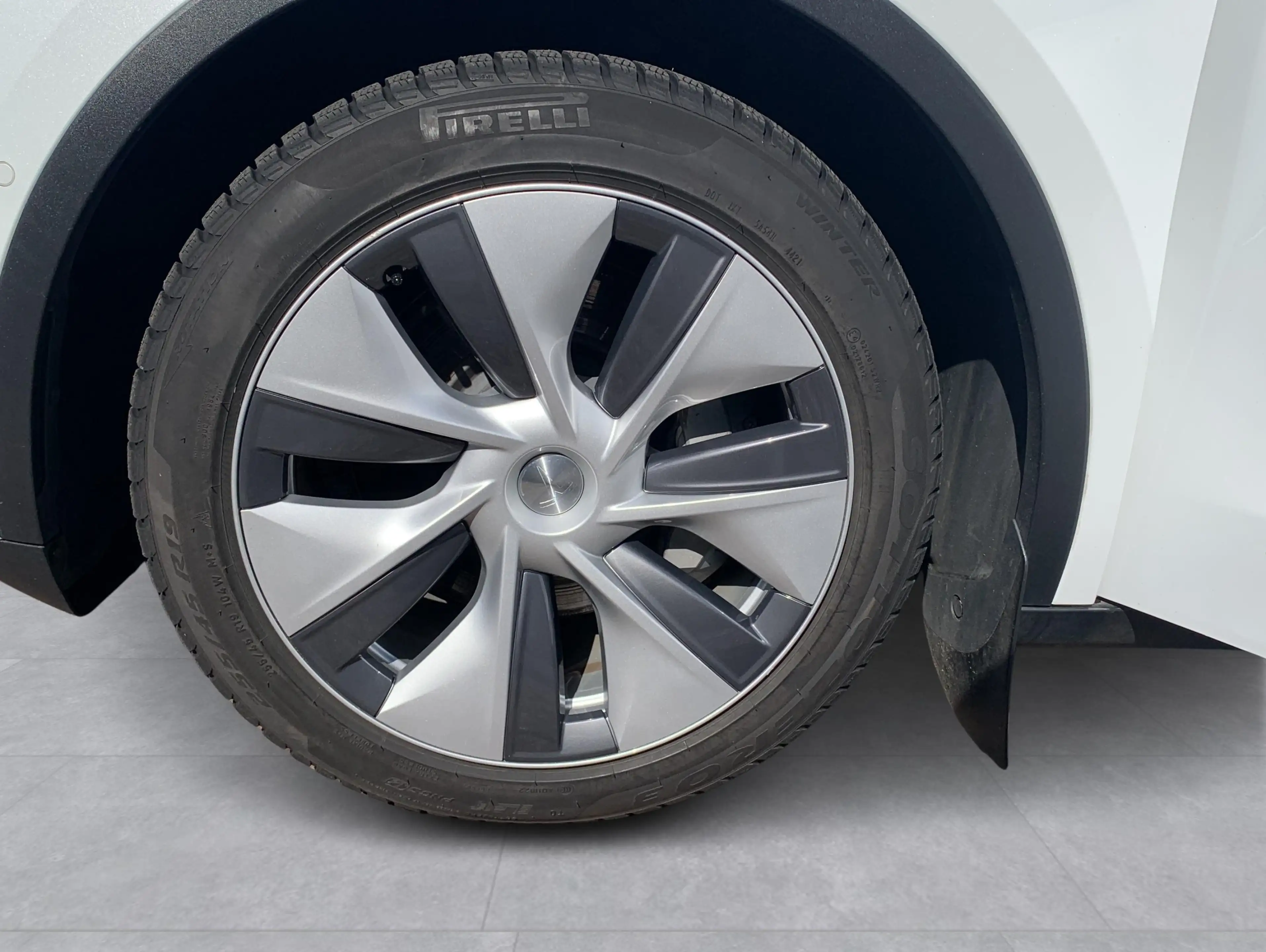 Tesla Model Y Long Range AWD* Mwst ausweisbar* Mod. 23 — photo 10
