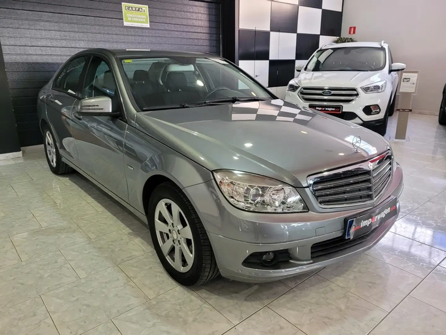 Mercedes-Benz C 180 K BE Edition Plateado - 2