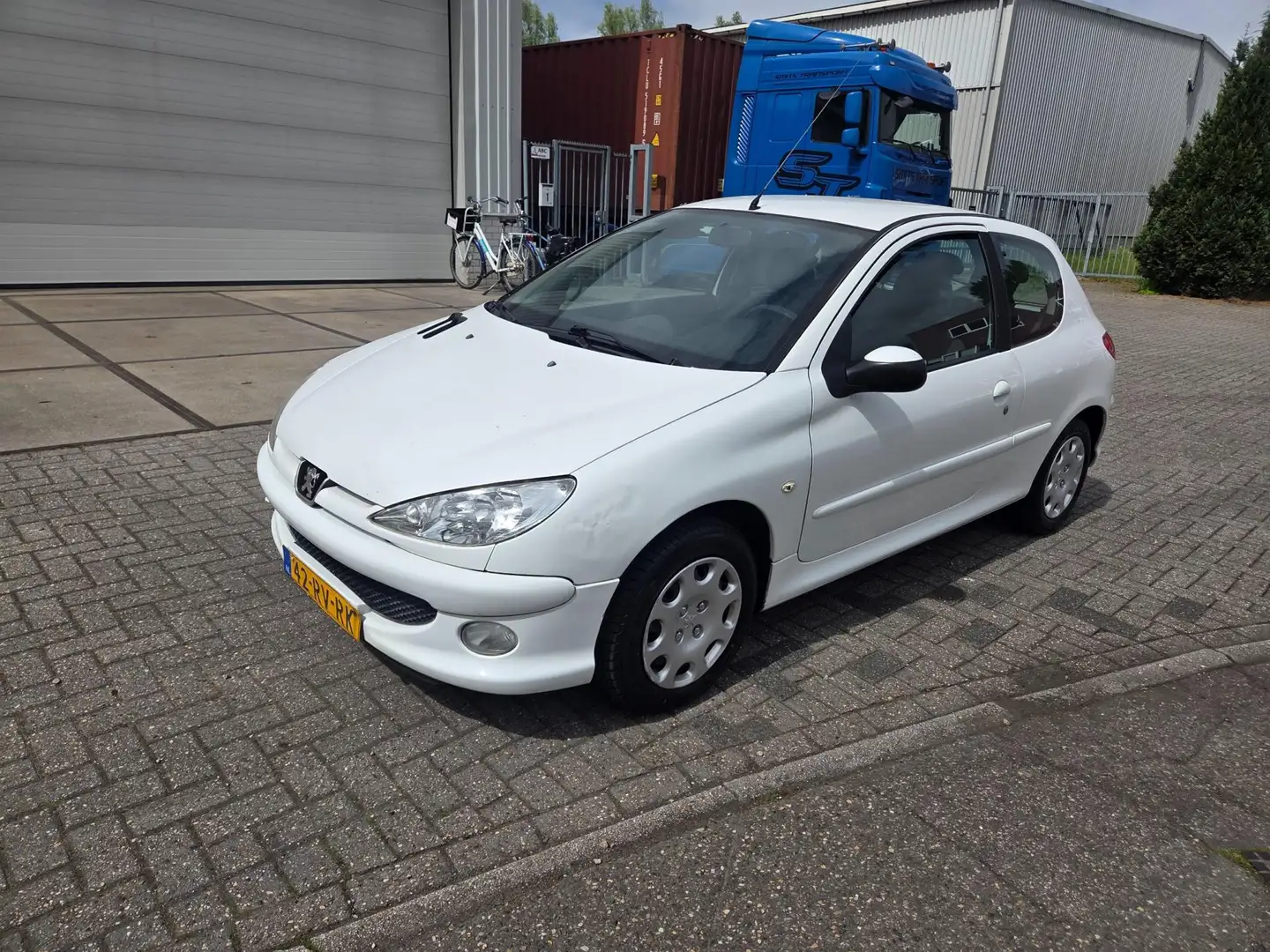 Peugeot 206 1.4 X-line Airco Rijdt en Schakelt Wit - 1