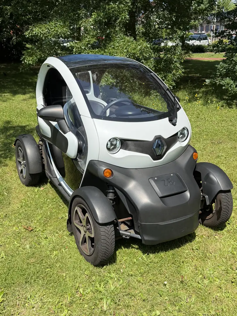 Renault Twizy 45 Km/u - 1