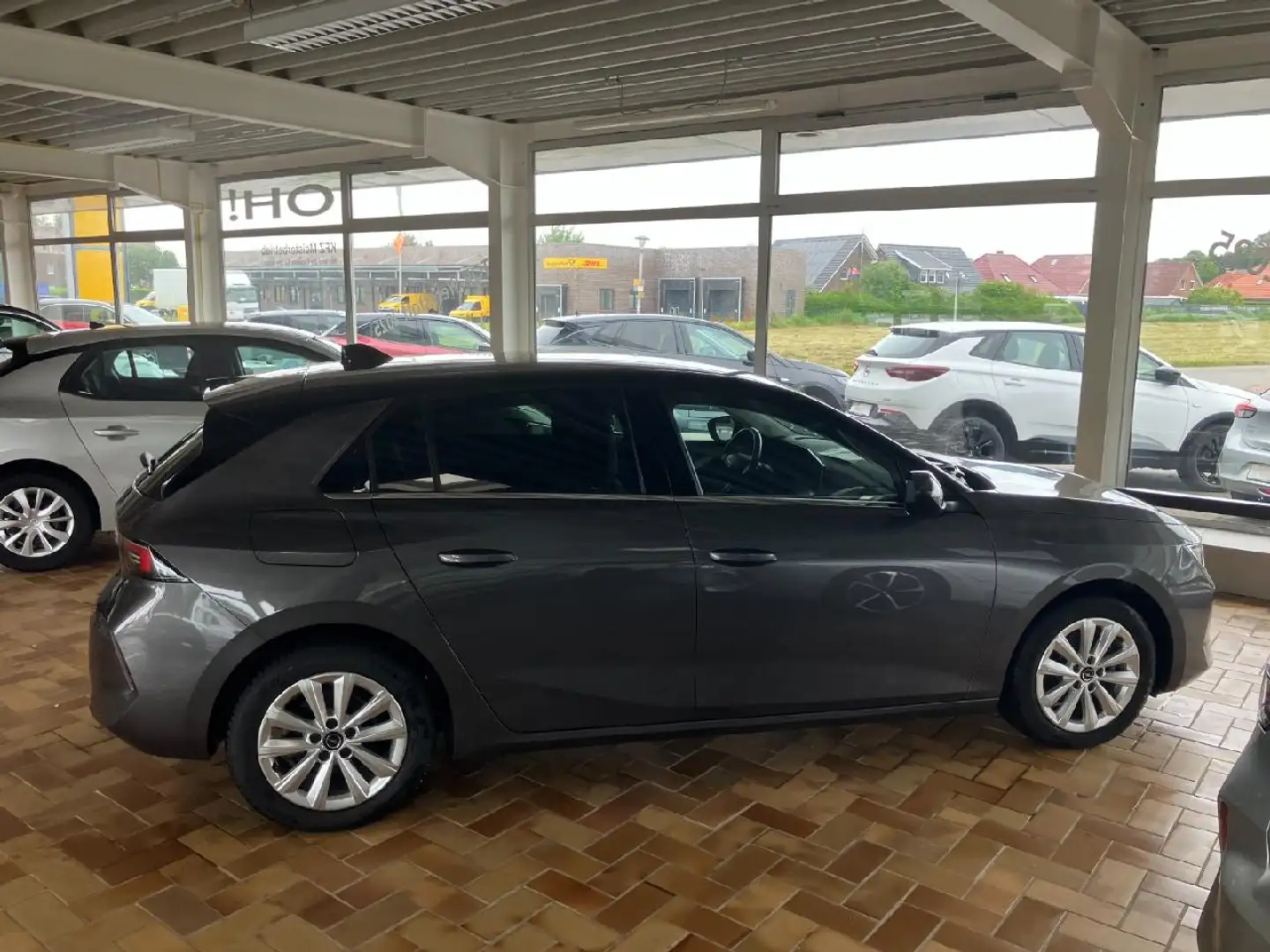 Opel Astra Elegance Grau - 2