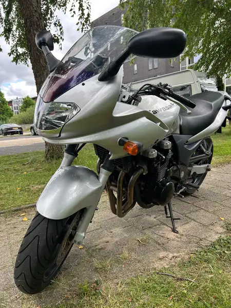 Kawasaki ZR - 7 - foto 5
