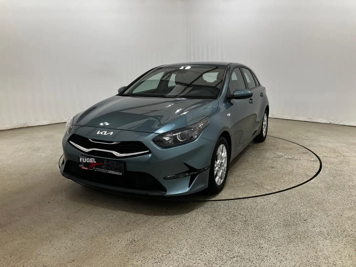 Kia Ceed / cee'd 1.0 T-GDI Klima|SHZ|Car-Play Grau - 2