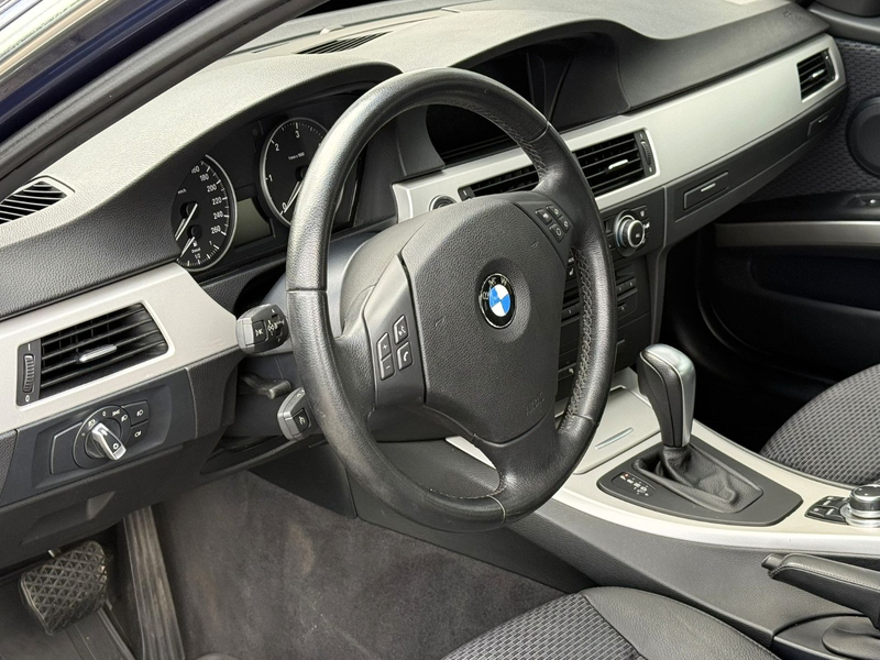 BMW 320 d xDrive Touring | Scheckheft | gepflegt — photo 10
