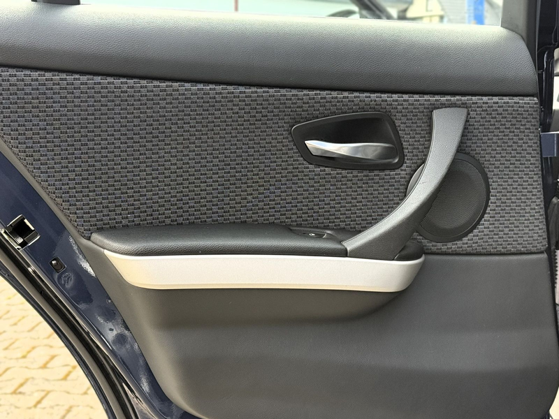 BMW 320 d xDrive Touring | Scheckheft | gepflegt — photo 14