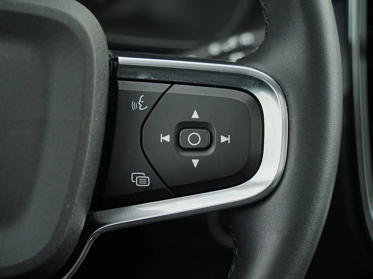 Volvo XC40 снимка Volvo XC40