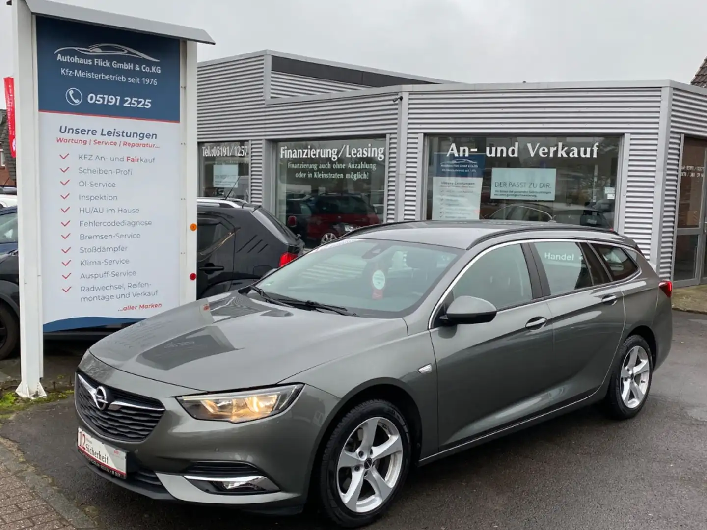 Opel Insignia B Sports Tourer Edition/Navi/PDC/Autom. Gris - 1