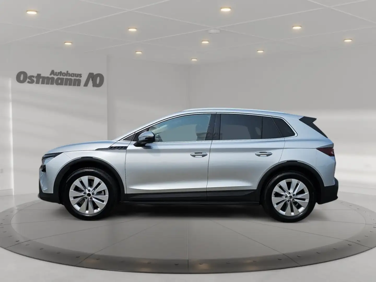 Skoda Elroq 85 AHK ACC 4xSHZ SpurH KAM LED KeyLess Silber - 2